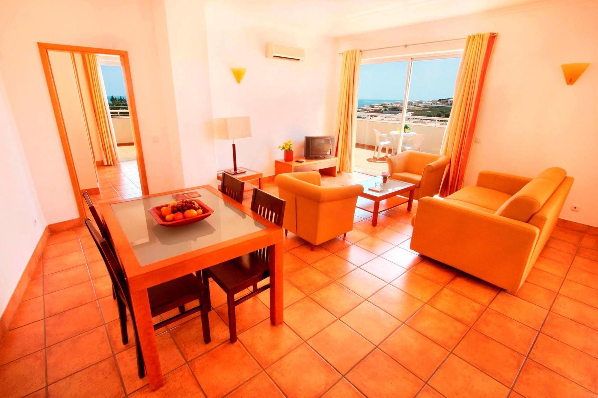 Vila Mos - Beach Resort Lagos Bilik gambar